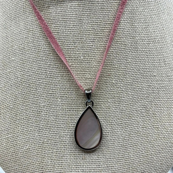 Elegant Pink Necklace with 925 Sterling Silver Teardrop Pendant - 16" - Picture 7 of 14